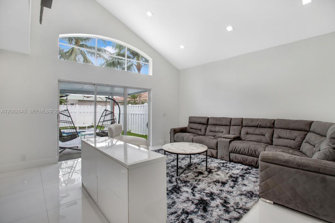 3432 SW 49th St, Hollywood, FL 33312 Photo