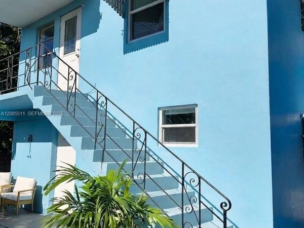 2463 Dewey St , Unit 2, Hollywood, FL 33020
