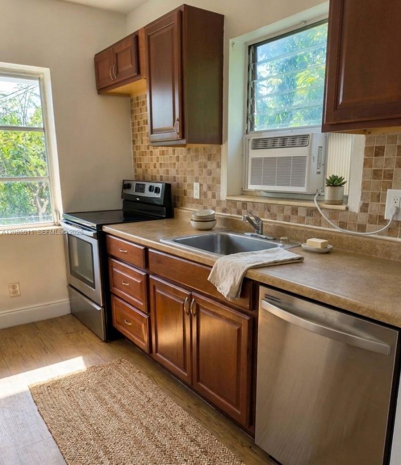 2463 Dewey St, Unit 2, Hollywood, FL 33020 Photo