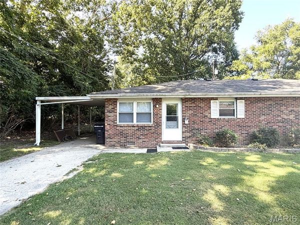 1501 La Salle Street, Belleville, IL 62221