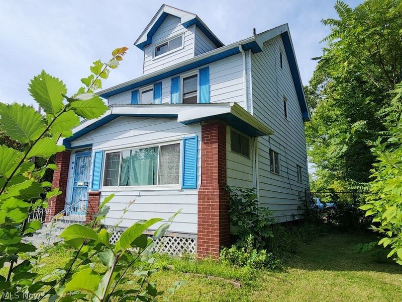 12903 Oakfield Avenue, Cleveland, OH 44105 Photo 3