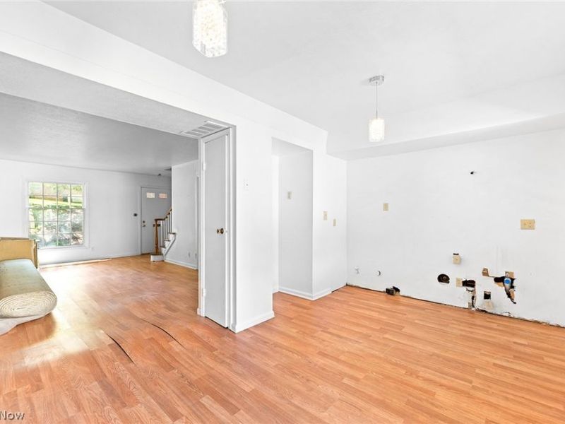 62 Menlo Park Drive, Akron, OH 44313 Photo 8