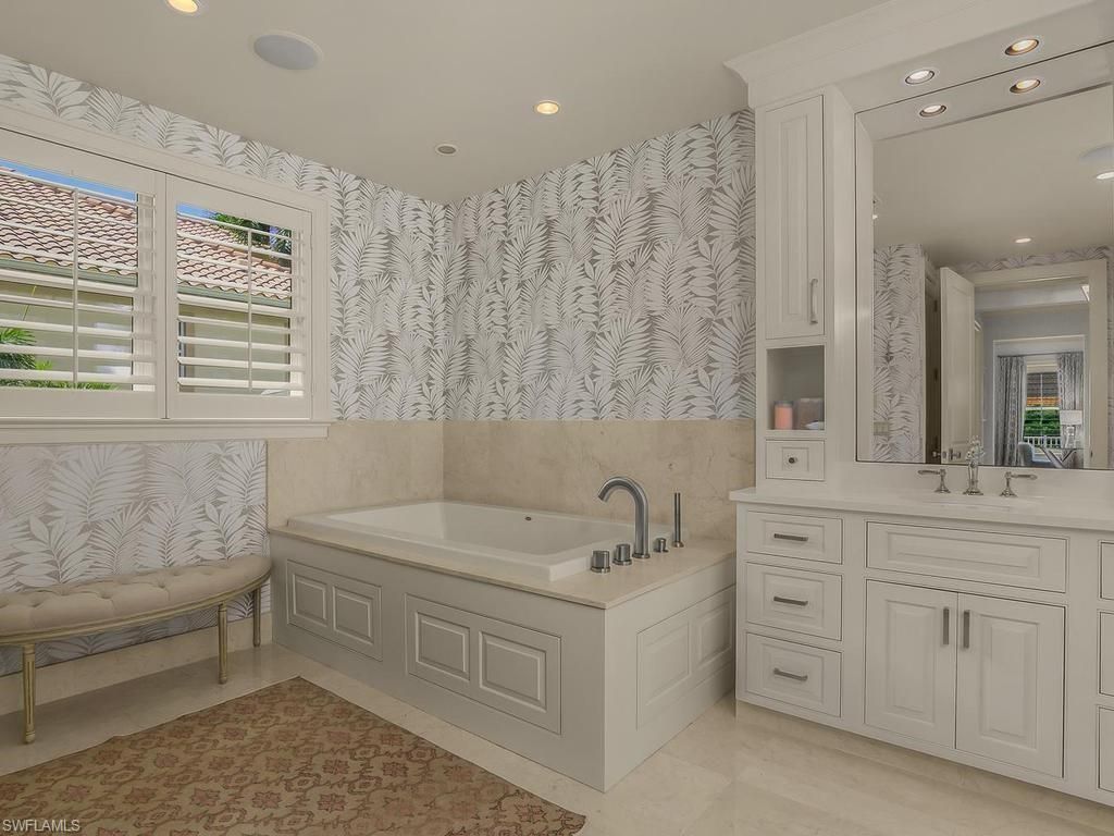 580 15th Ave S, Naples, FL 34102 Photo