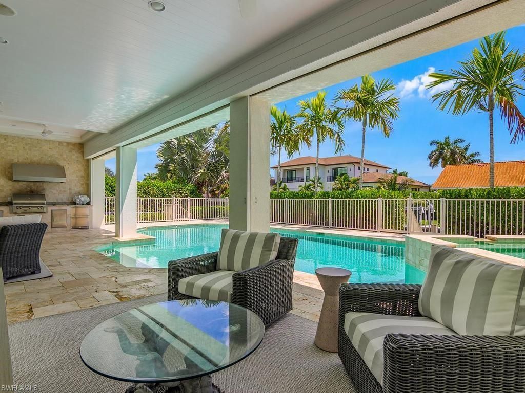 580 15th Ave S, Naples, FL 34102 Photo