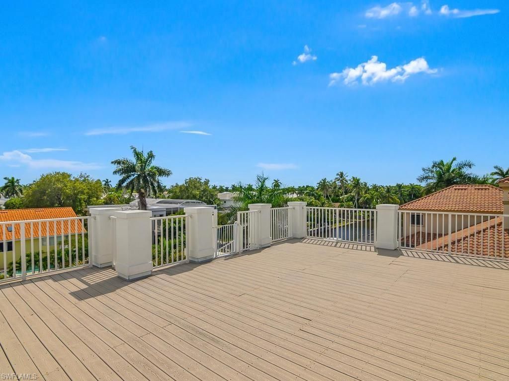 580 15th Ave S, Naples, FL 34102 Photo