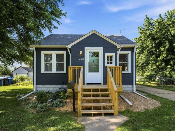 2618 38TH Avenue , Moline, IL 61265