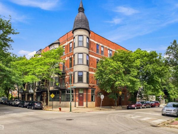 1500 W Ohio Street , Unit 2F, Chicago, IL 60642