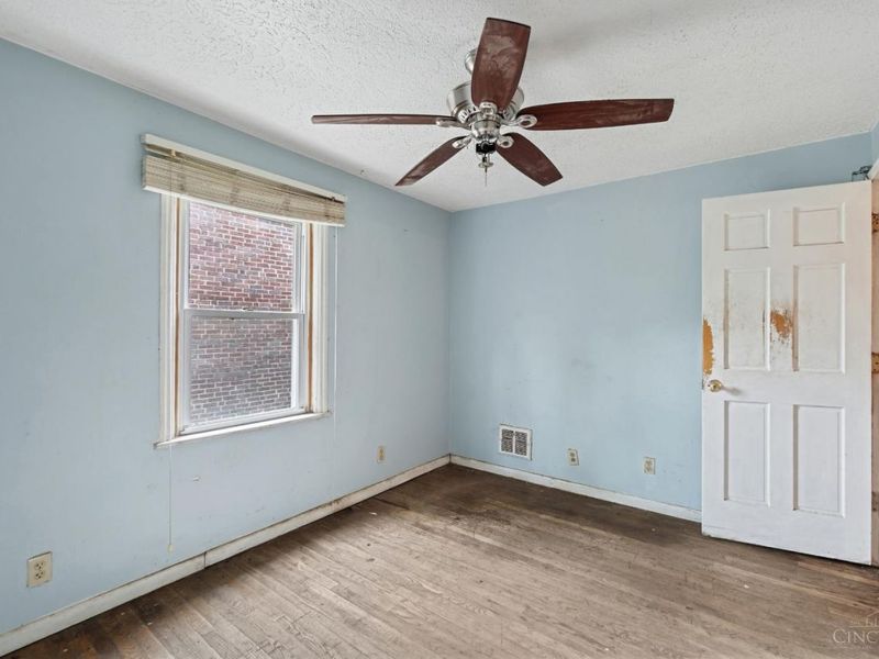 5204 Lillian Drive, Cincinnati, OH 45237 Photo 10