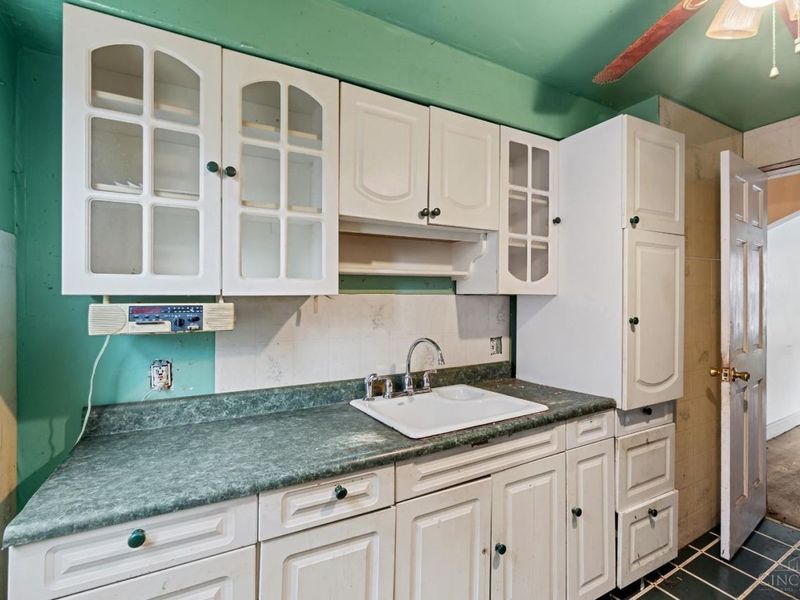 5204 Lillian Drive, Cincinnati, OH 45237 Photo 8