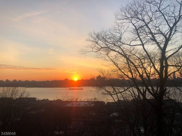 Cliffside Park, NJ 07010