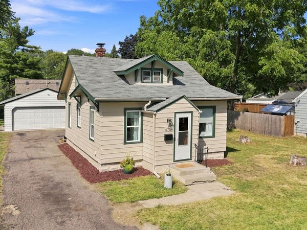 6714 Corvallis Avenue N, Crystal, MN 55428