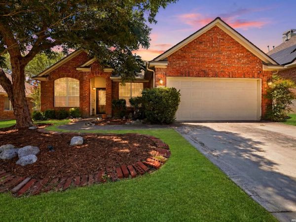 8414 La Fleur, San Antonio, TX 78249
