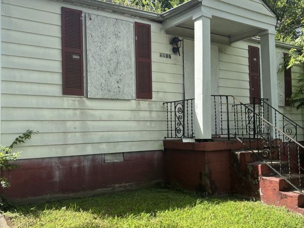 3217 Clifton Ave , Nashville, TN 37209