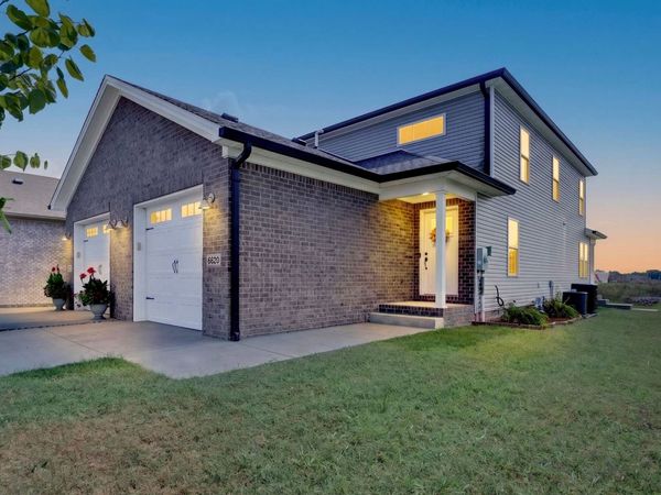 6620 Night Horse St , Bowling Green, KY 42101