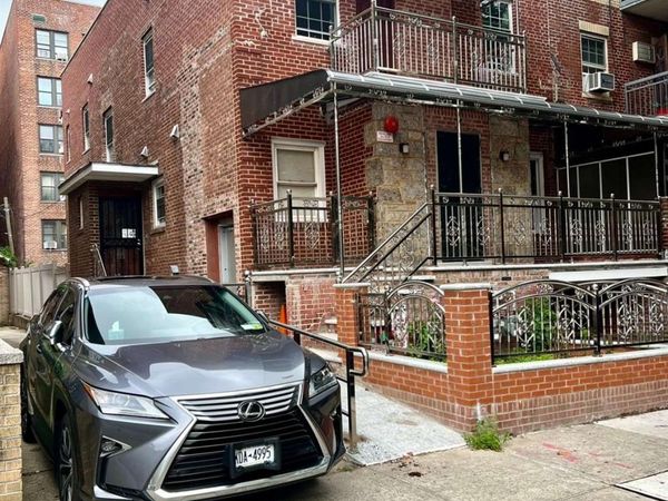 34-26 75th Street , Unit 2R, Flushing, NY 11372
