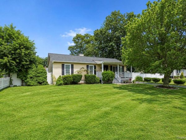 13 Adobe Drive , Shirley, NY 11967