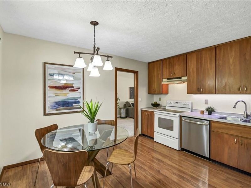 10773 Pebble Brook Lane, Strongsville, OH 44149 Photo 14