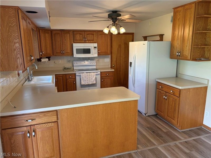 73305 Pleasant Grove Road, Saint Clairsville, OH 43917 Photo 9