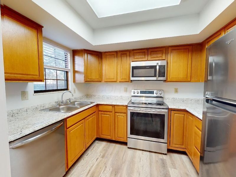 5267-5277 Brandy Oaks Lane, Columbus, OH 43220 Photo 15
