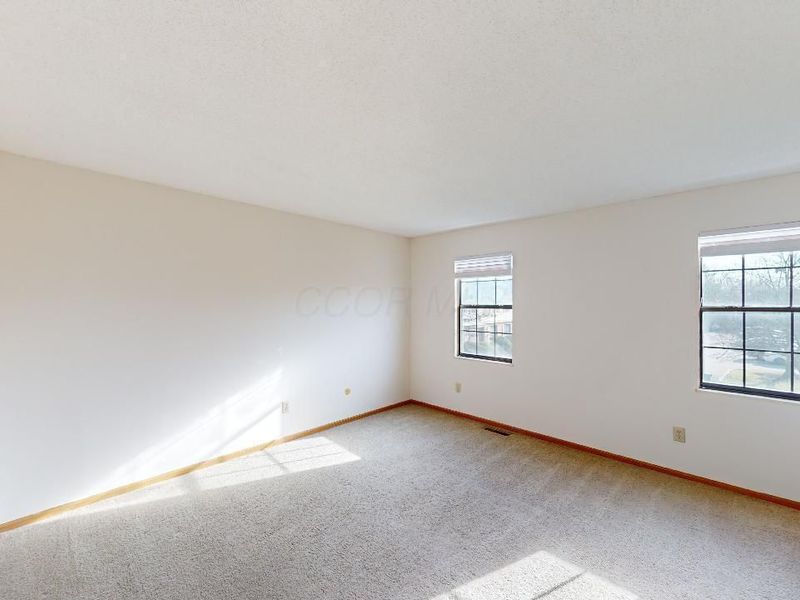5267-5277 Brandy Oaks Lane, Columbus, OH 43220 Photo 27