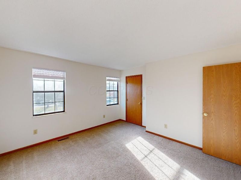 5267-5277 Brandy Oaks Lane, Columbus, OH 43220 Photo 28