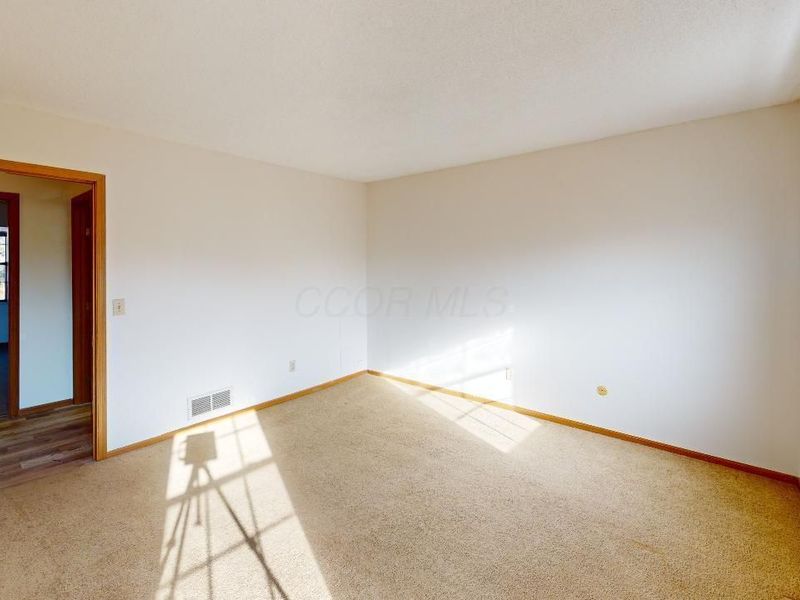 5267-5277 Brandy Oaks Lane, Columbus, OH 43220 Photo 36