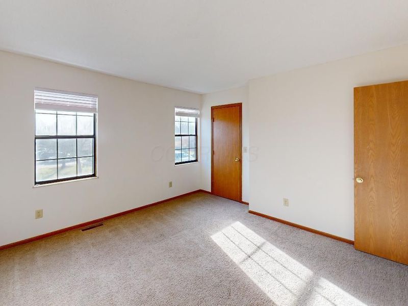 5267-5277 Brandy Oaks Lane, Columbus, OH 43220 Photo 37