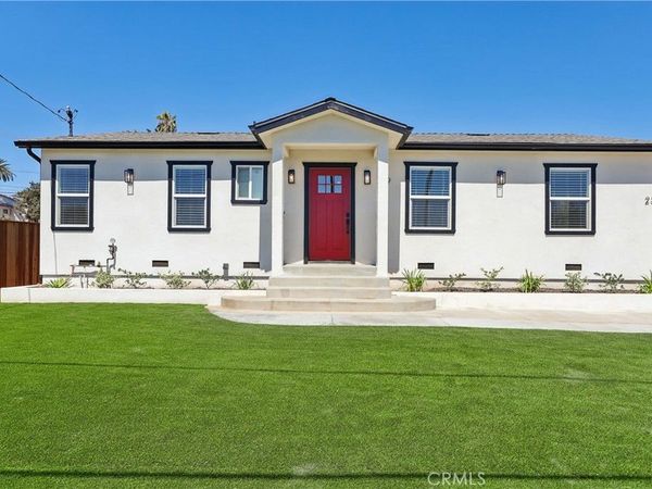 19 E Pine Street, Altadena, CA 91001