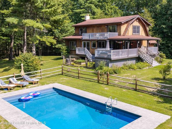 1748 Glasco Turnpike, Woodstock, NY 12498