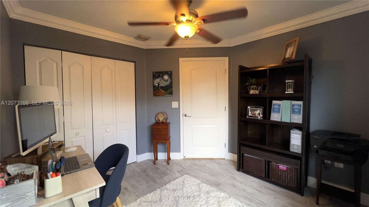 9000 SW 215th Ter, Cutler Bay, FL 33189 Photo