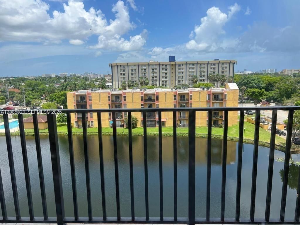4717 NW 7th St, Unit 707-10, Miami, FL 33126 Photo