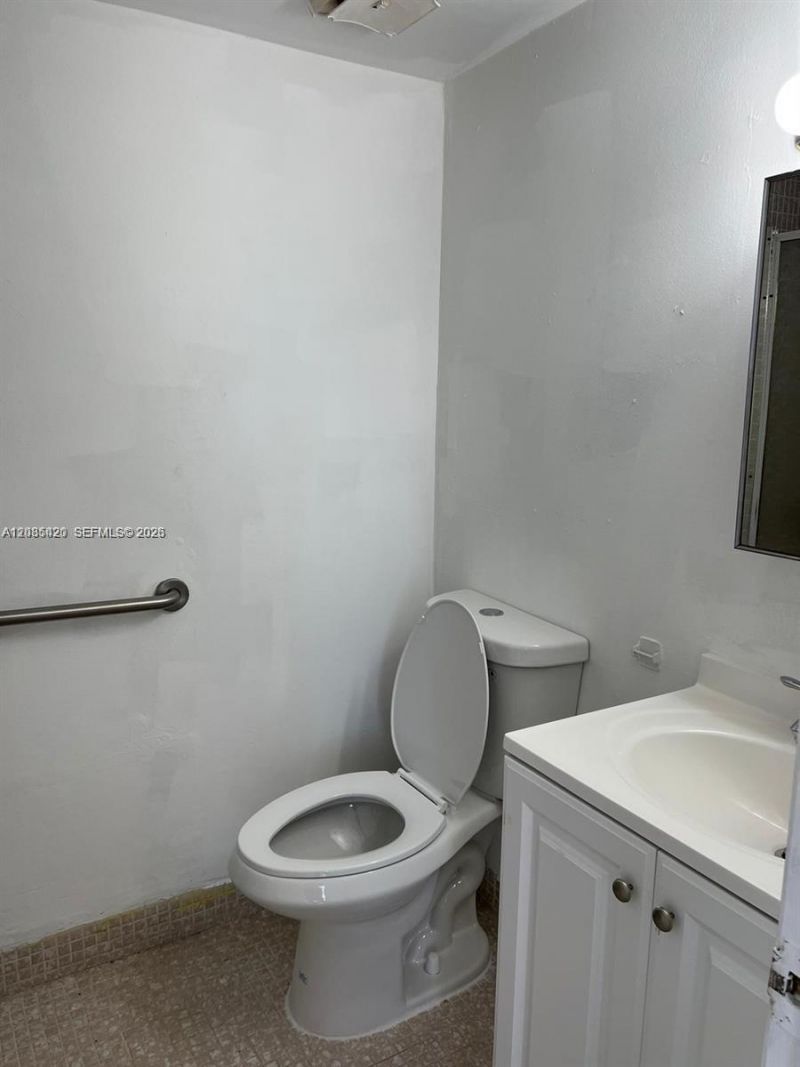 4717 NW 7th St, Unit 707-10, Miami, FL 33126 Photo