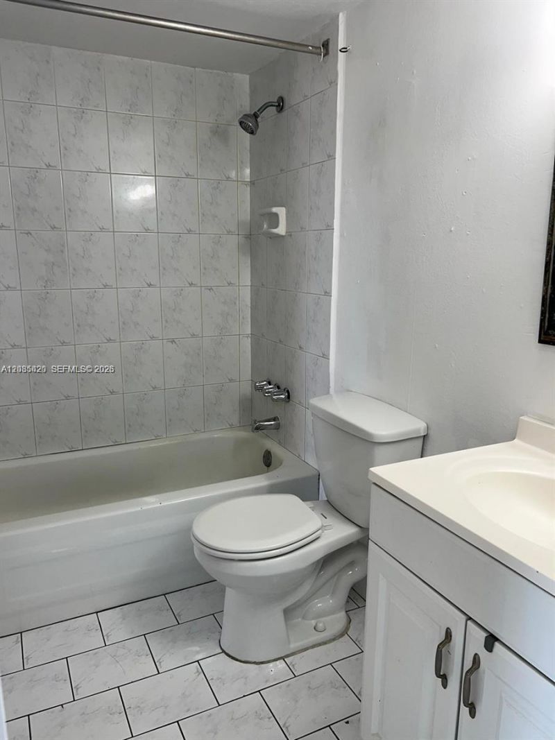 4717 NW 7th St, Unit 707-10, Miami, FL 33126 Photo