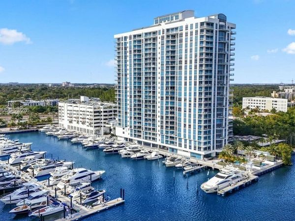 17301 Biscayne Blvd , Unit 1105, North Miami Beach, FL 33160
