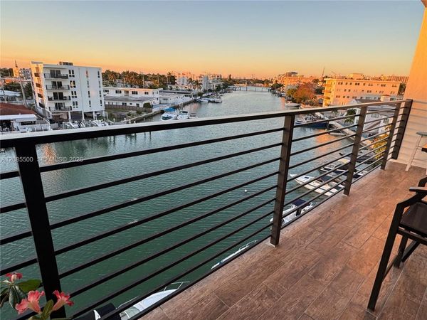 8100 Byron Ave, Unit 504, Miami Beach, FL 33141