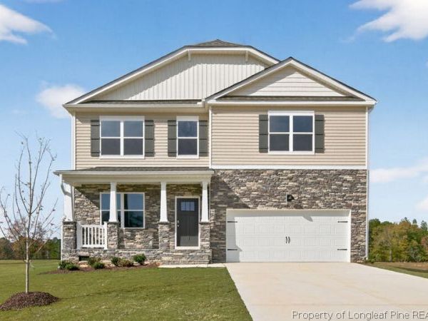49 Calebs Corner Place, Spring Lake, NC 28390