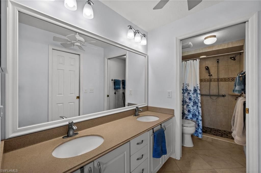 409 Gabriel Cir , Unit 1, Naples, FL 34104 Photo