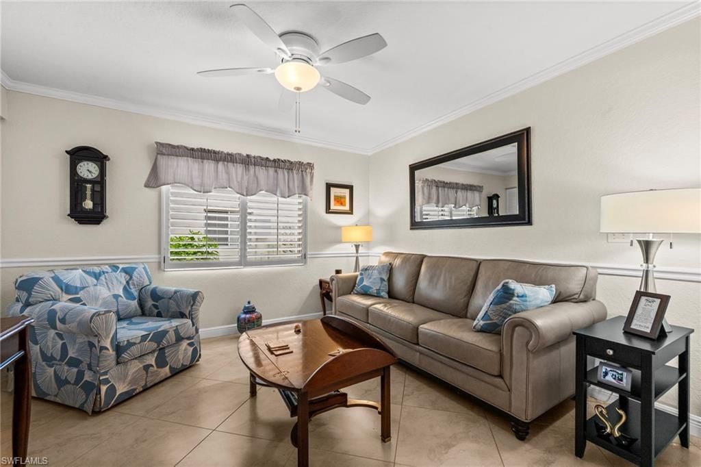 409 Gabriel Cir , Unit 1, Naples, FL 34104 Photo