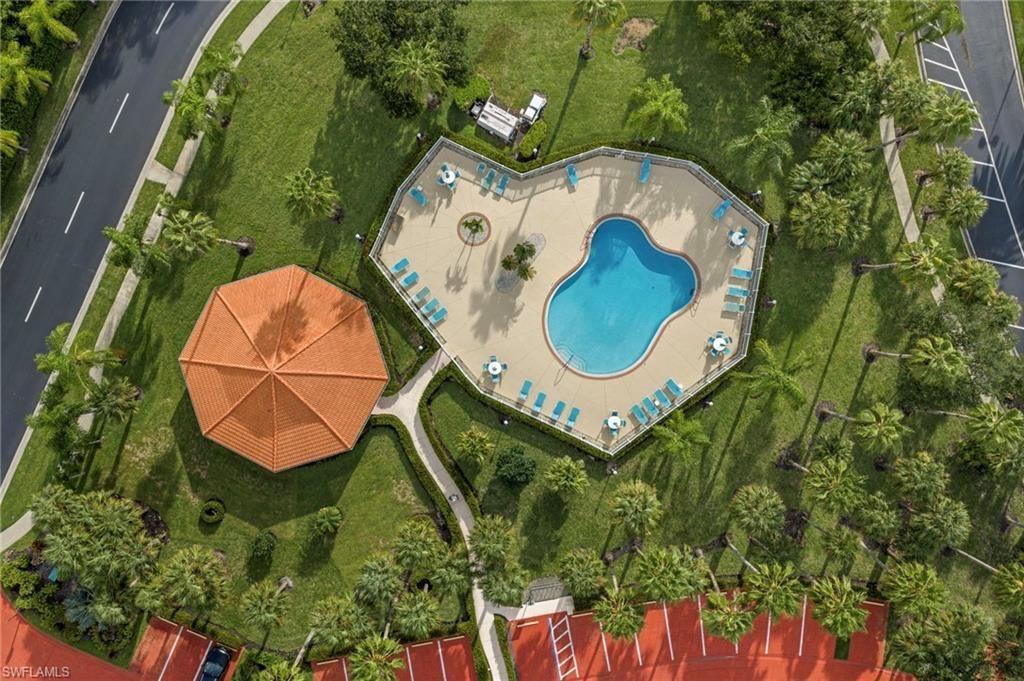 409 Gabriel Cir , Unit 1, Naples, FL 34104 Photo