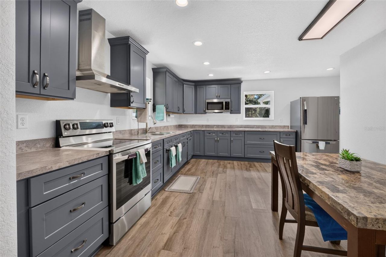 12151 NE 52nd Place Road, Silver Springs, FL 34488 Photo