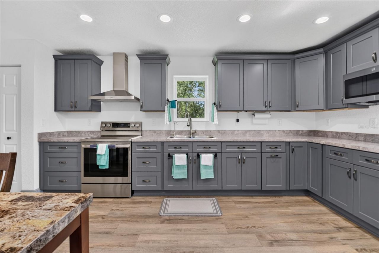 12151 NE 52nd Place Road, Silver Springs, FL 34488 Photo