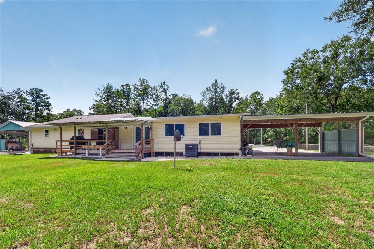 12151 NE 52nd Place Road, Silver Springs, FL 34488 Photo