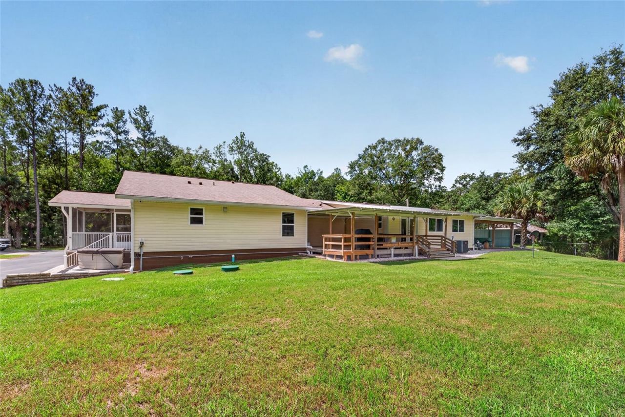 12151 NE 52nd Place Road, Silver Springs, FL 34488 Photo