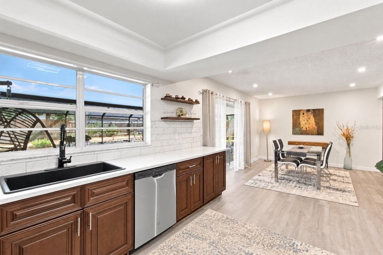 626 Forest Hills Drive, Brandon, FL 33510 Photo