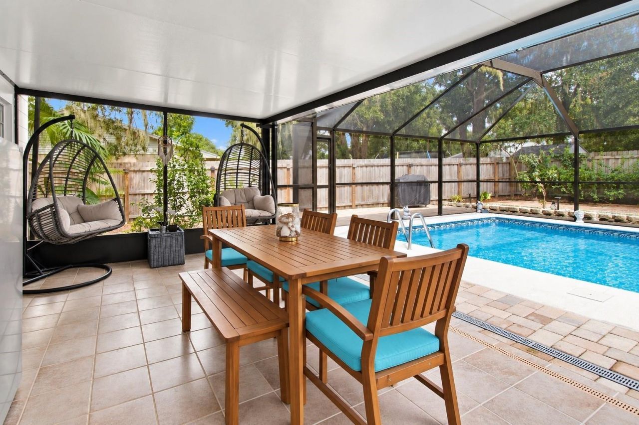 626 Forest Hills Drive, Brandon, FL 33510 Photo