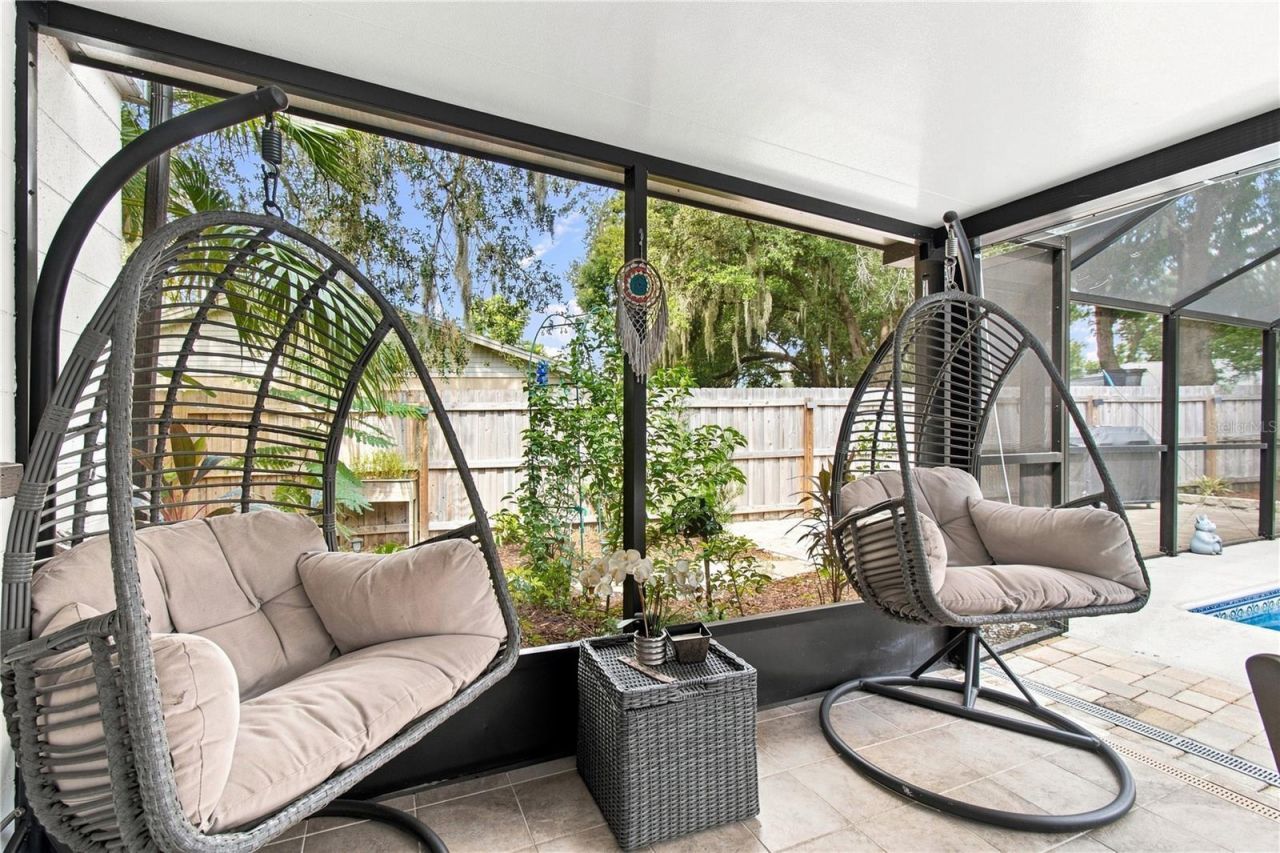 626 Forest Hills Drive, Brandon, FL 33510 Photo