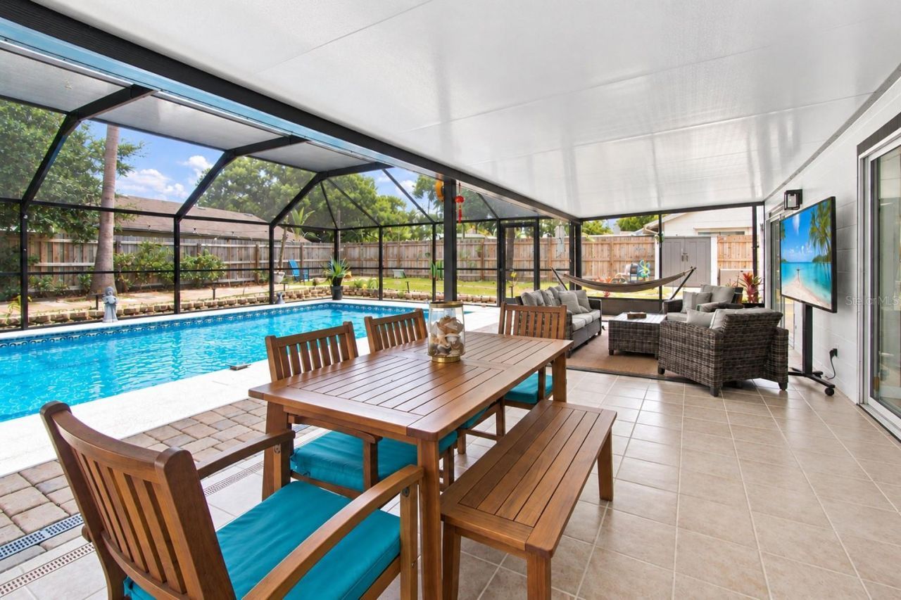 626 Forest Hills Drive, Brandon, FL 33510 Photo