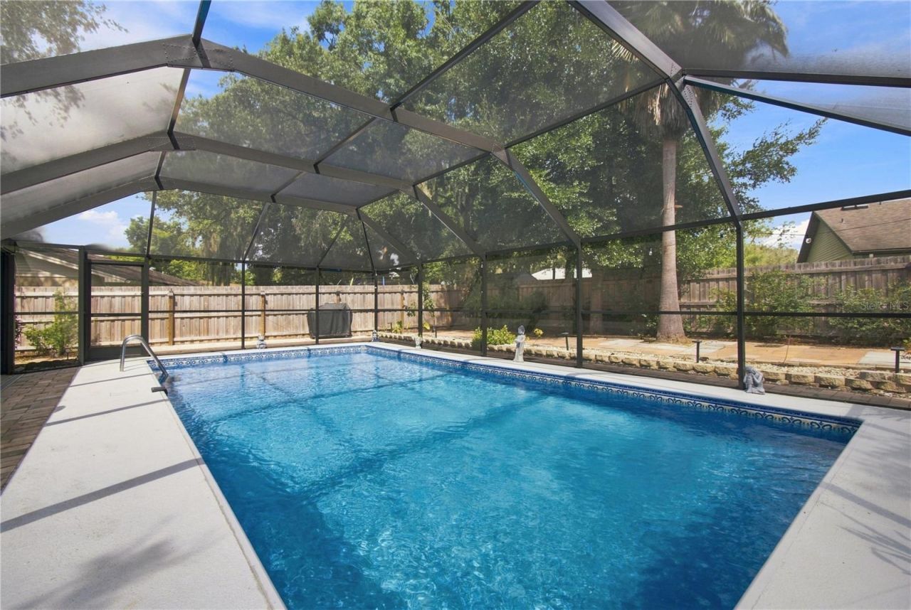 626 Forest Hills Drive, Brandon, FL 33510 Photo