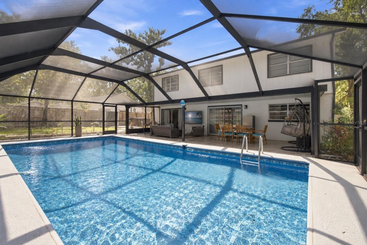 626 Forest Hills Drive, Brandon, FL 33510 Photo