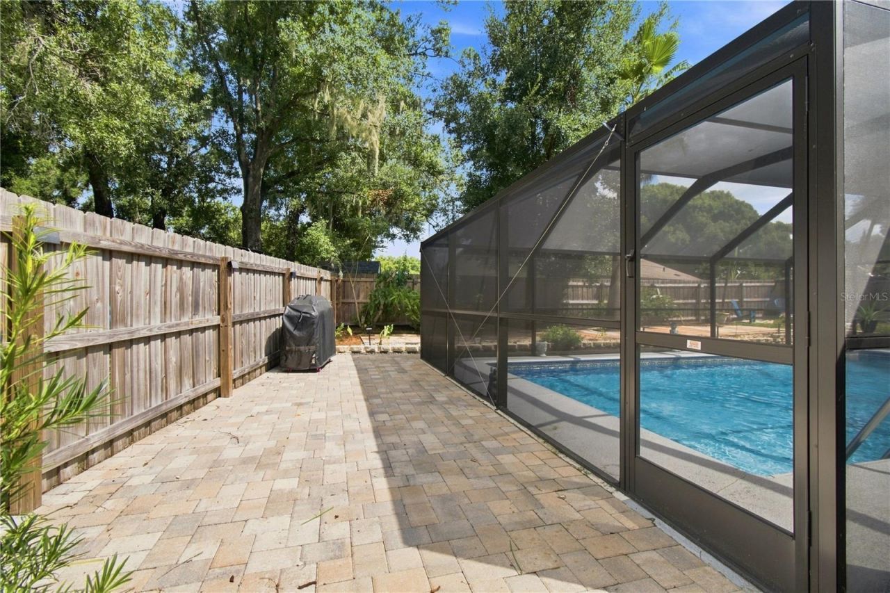 626 Forest Hills Drive, Brandon, FL 33510 Photo